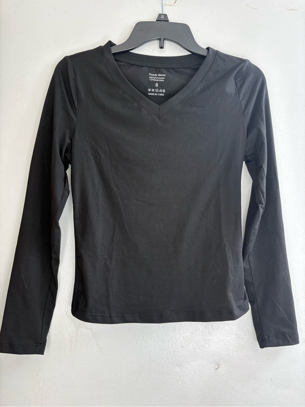 Everyday Black V-Neck Long Sleeve Top by Trendy Queen